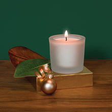 Load image into Gallery viewer, Vanilla Peppermint Poured Glass Votive